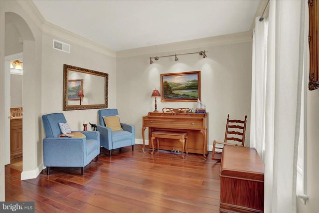 1140 WINDSOR RD, Mechanicsburg, PA 17050