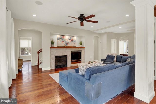 1140 WINDSOR RD, Mechanicsburg, PA 17050