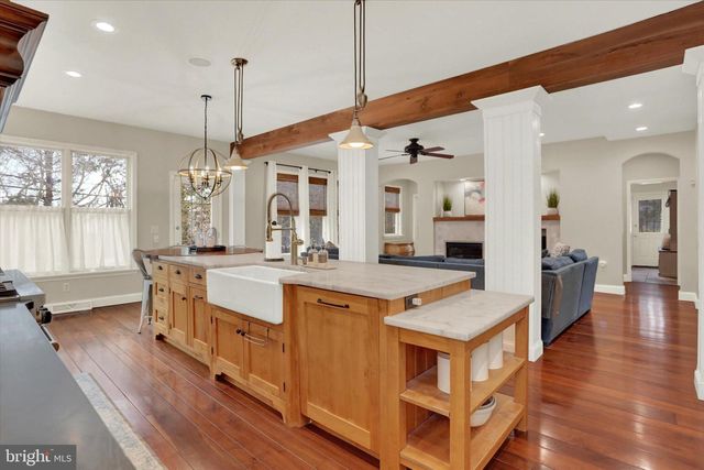 1140 WINDSOR RD, Mechanicsburg, PA 17050