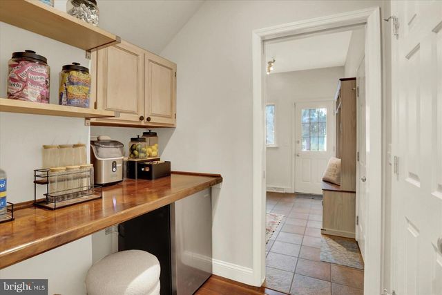 1140 WINDSOR RD, Mechanicsburg, PA 17050