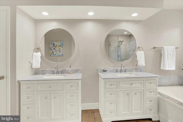 1140 WINDSOR RD, Mechanicsburg, PA 17050