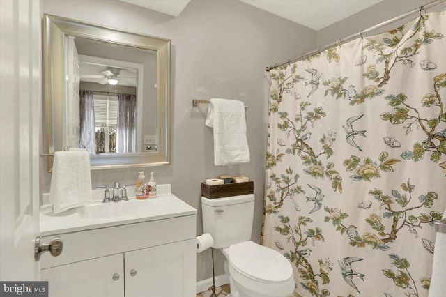 1140 WINDSOR RD, Mechanicsburg, PA 17050