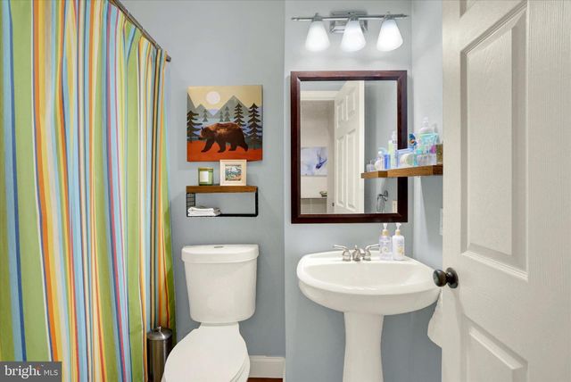 1140 WINDSOR RD, Mechanicsburg, PA 17050