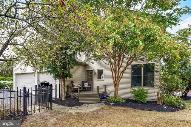 1140 WINDSOR RD, Mechanicsburg, PA 17050