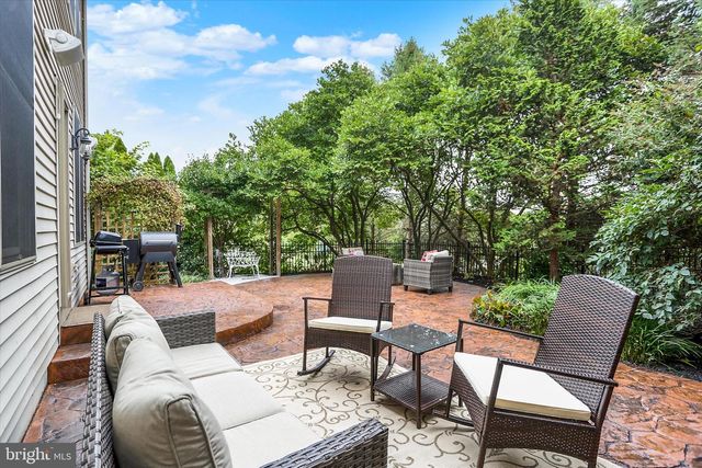 1140 WINDSOR RD, Mechanicsburg, PA 17050