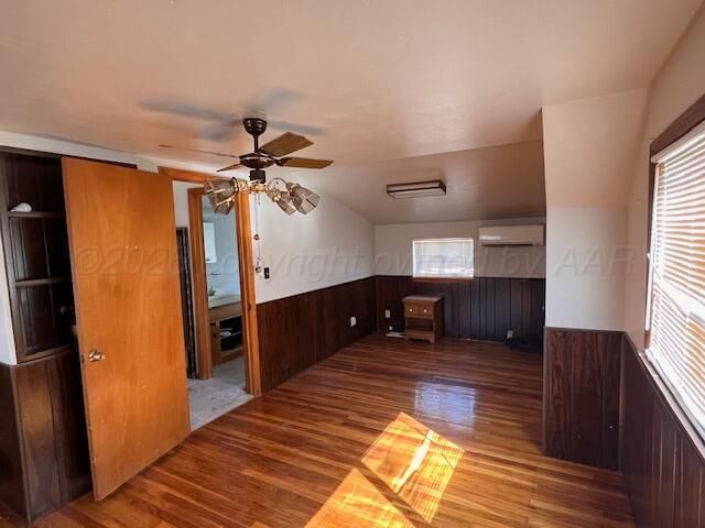 1009 S Dressen Street, Spearman, TX 79081