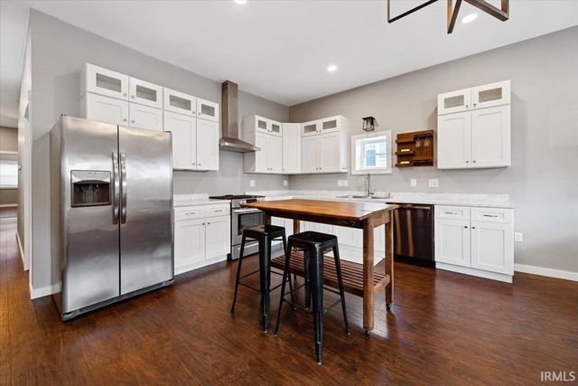 819 18th Street, Bedford, IN 47421