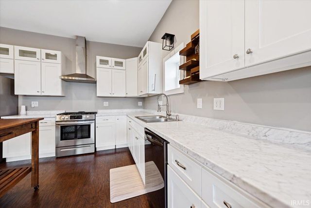 819 18th Street, Bedford, IN 47421