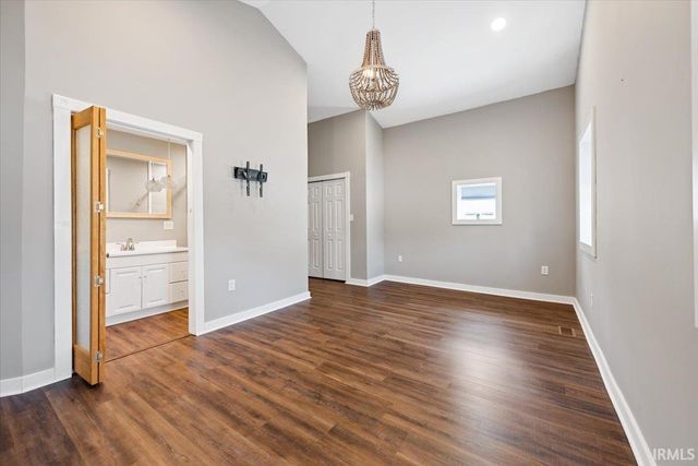 819 18th Street, Bedford, IN 47421