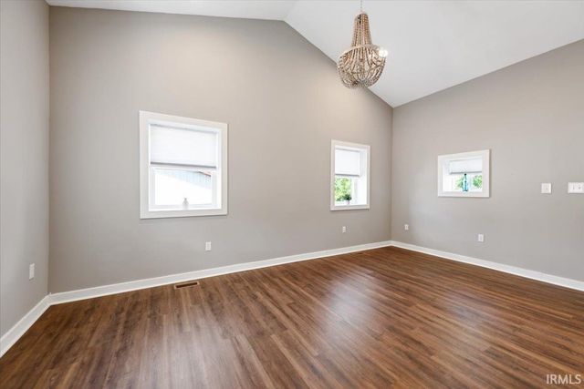819 18th Street, Bedford, IN 47421