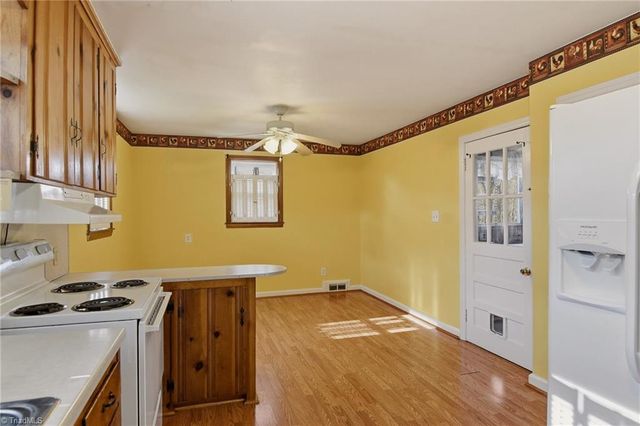 404 Meadowview Drive, Winston-salem, NC 27107