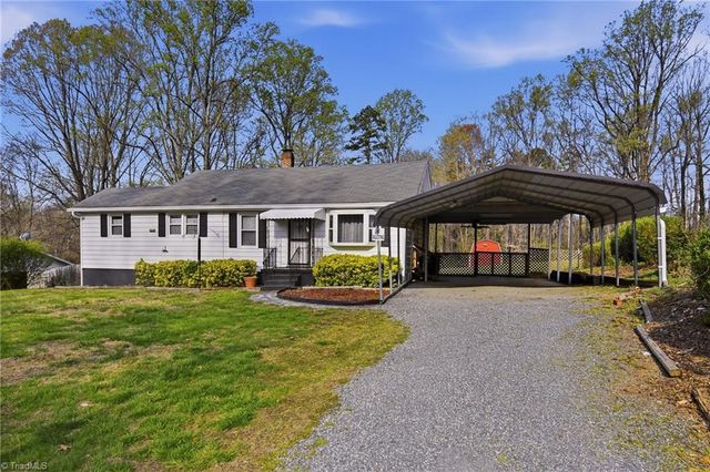 404 Meadowview Drive, Winston-salem, NC 27107