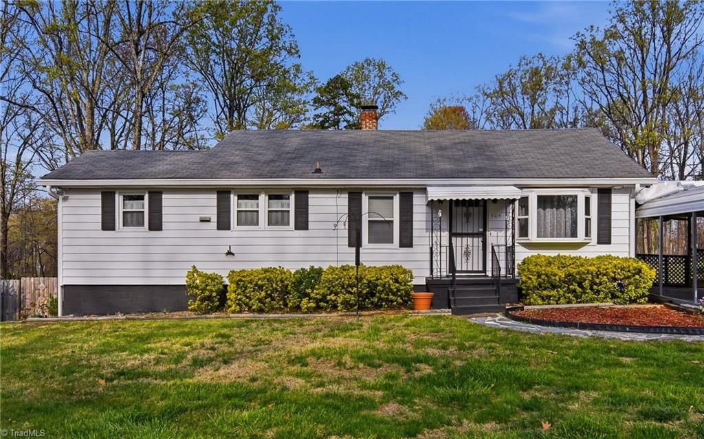 404 Meadowview Drive, Winston-salem, NC 27107