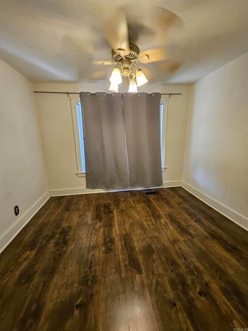 1421 W 25th Street, North Little Rock, AR 72114