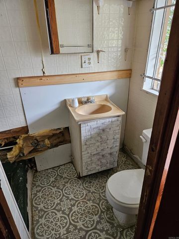 1421 W 25th Street, North Little Rock, AR 72114