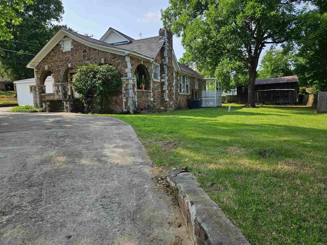 1421 W 25th Street, North Little Rock, AR 72114