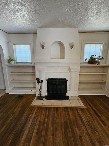 1421 W 25th Street, North Little Rock, AR 72114