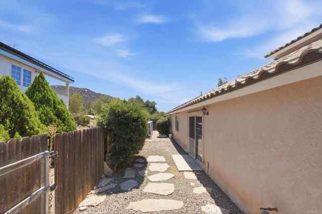 24396 Sargeant Road, Ramona, CA 92065