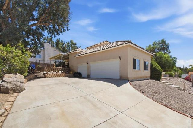 24396 Sargeant Road, Ramona, CA 92065