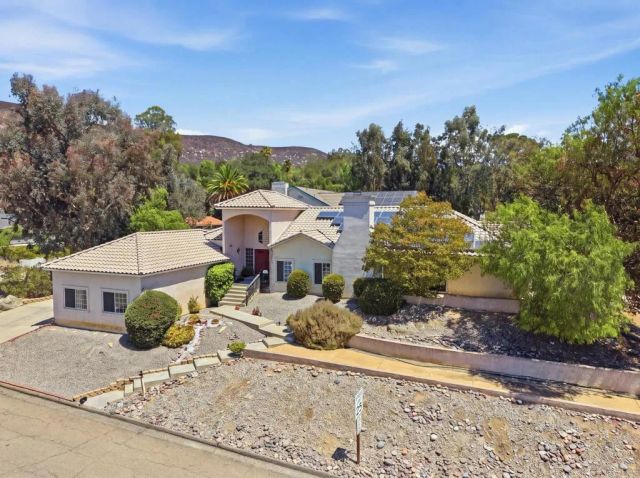 24396 Sargeant Road, Ramona, CA 92065