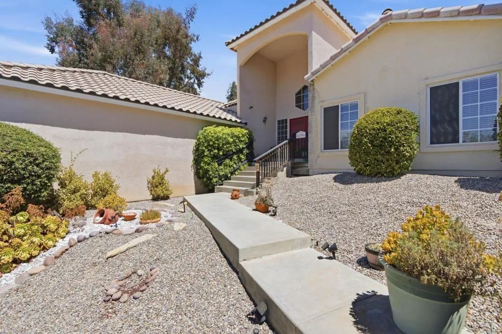 24396 Sargeant Road, Ramona, CA 92065