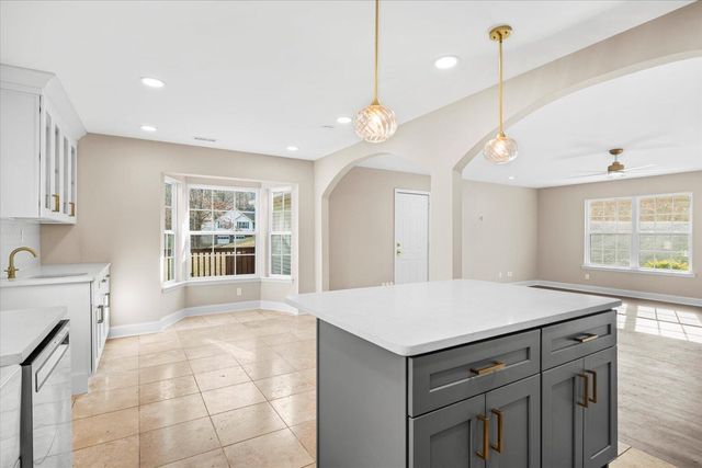 511 Stratford Place, Rocky Face, GA 30740