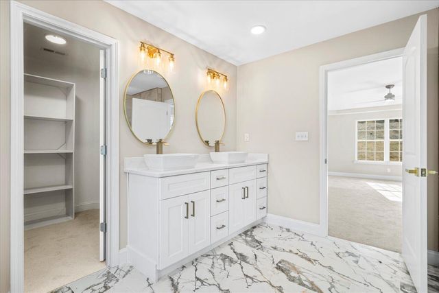 511 Stratford Place, Rocky Face, GA 30740