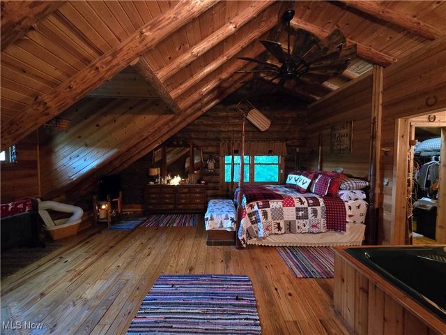 424 Avalon Road SW, Dellroy, OH 44620