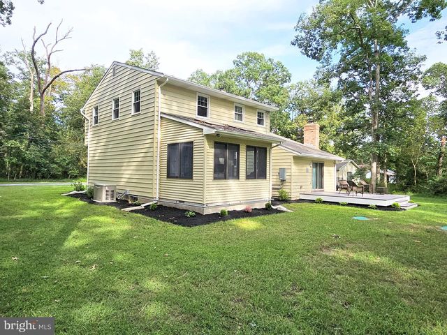 11 HANTHORNE DR, Pittsgrove, NJ 08318