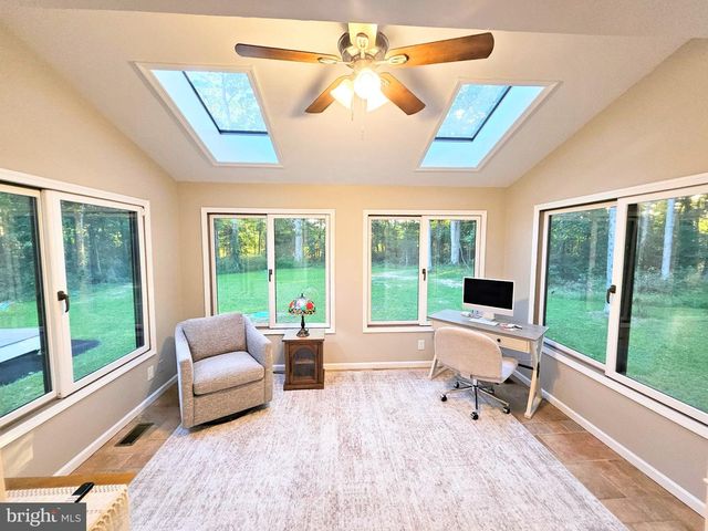 11 HANTHORNE DR, Pittsgrove, NJ 08318