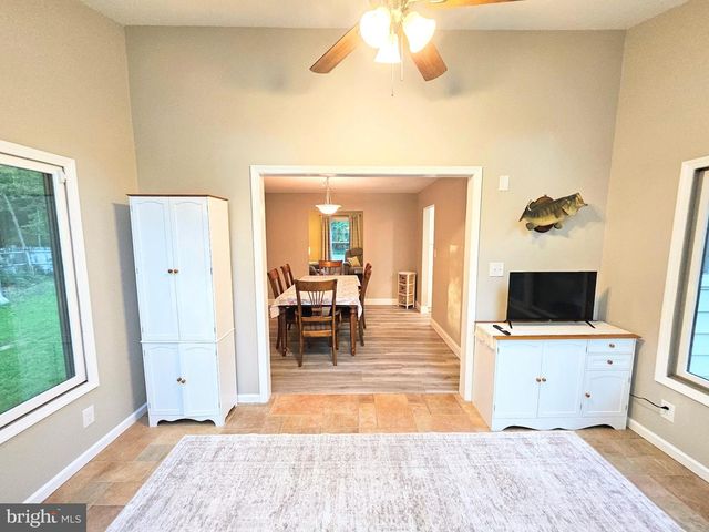 11 HANTHORNE DR, Pittsgrove, NJ 08318