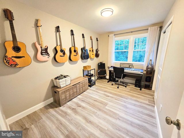 11 HANTHORNE DR, Pittsgrove, NJ 08318