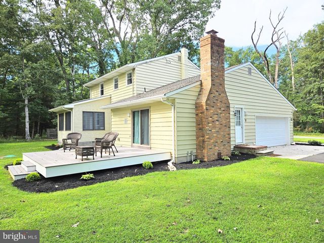 11 HANTHORNE DR, Pittsgrove, NJ 08318
