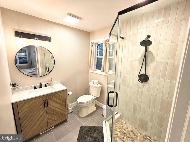 11 HANTHORNE DR, Pittsgrove, NJ 08318