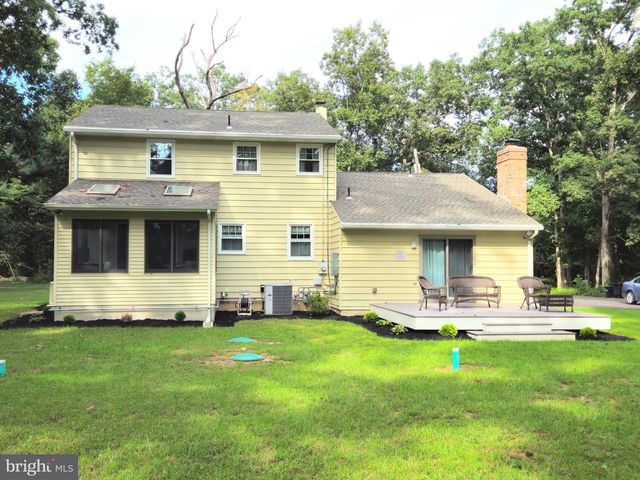 11 HANTHORNE DR, Pittsgrove, NJ 08318