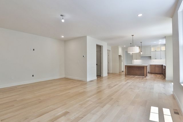 29 Cox Street, Hudson, MA 01749