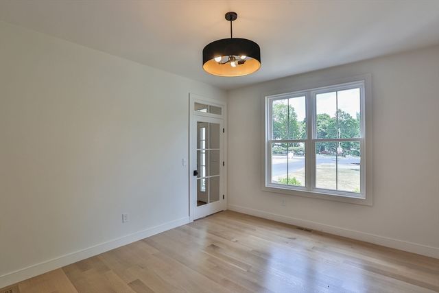 29 Cox Street, Hudson, MA 01749