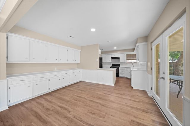 31114 Antonia Lane, Tomball, TX 77375