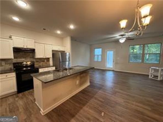 2353 Hackamore Drive, South Fulton, GA 30349