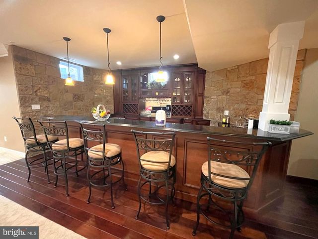 4757 CHARTER CT, Woodbridge, VA 22192