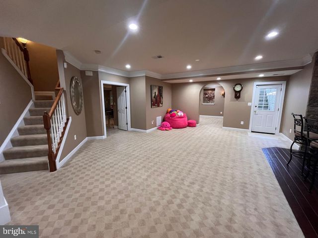 4757 CHARTER CT, Woodbridge, VA 22192