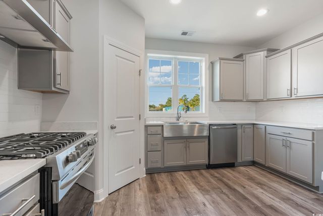 73 Seapine Dr., Pawleys Island, SC 29585