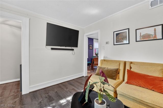 2078 W 41st Street, Cleveland, OH 44113