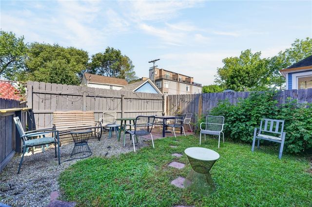 2078 W 41st Street, Cleveland, OH 44113