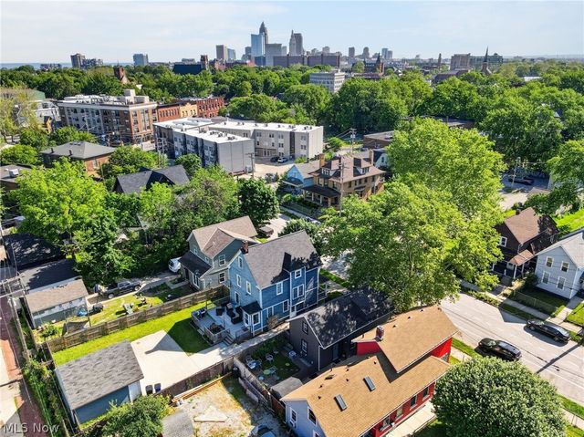 2078 W 41st Street, Cleveland, OH 44113