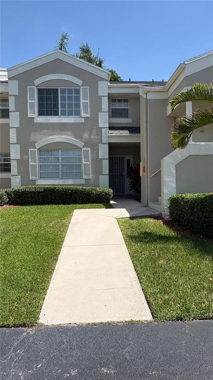 2607 SE 21st Court 104-A, Homestead, FL 33035