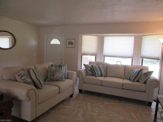 1510 SE 11th PL, Cape Coral, FL 33990