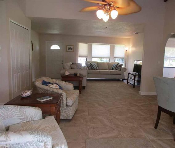 1510 SE 11th PL, Cape Coral, FL 33990
