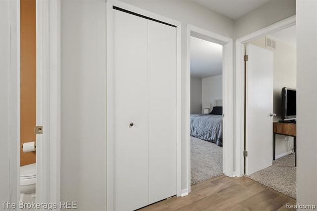 6060 Hearthside Place, Grand Blanc, MI 48439