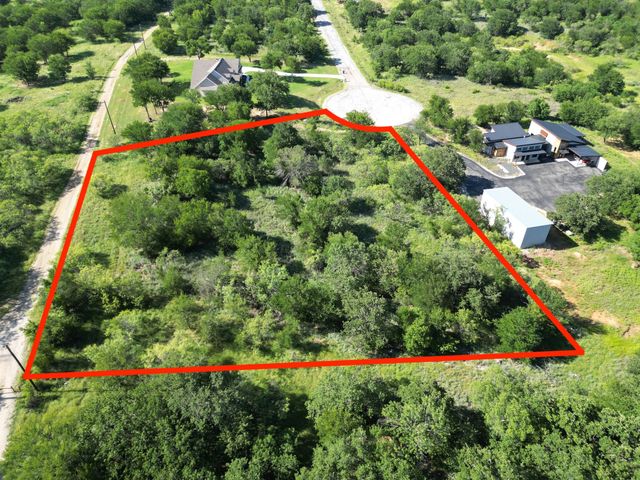 134 Demonbreun Court, Chico, TX 76431